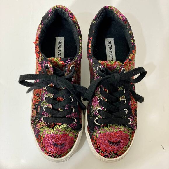 Steve Madden floral embroidered sneakers women's size 7 pink black green shoes - Picture 2 of 8
